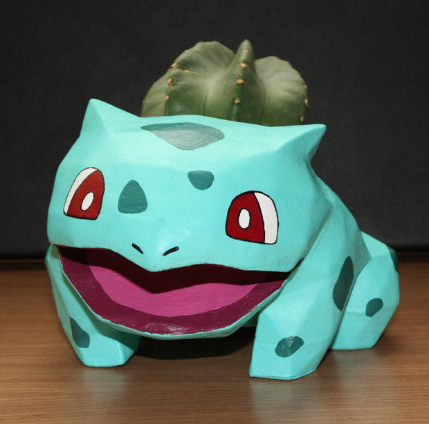 DIY Bulbasaur Pokemon Garden Pot as featured on @pinkmitten. #gardenpot #flowerpot #plantpot #Pokemon #bulbasaur